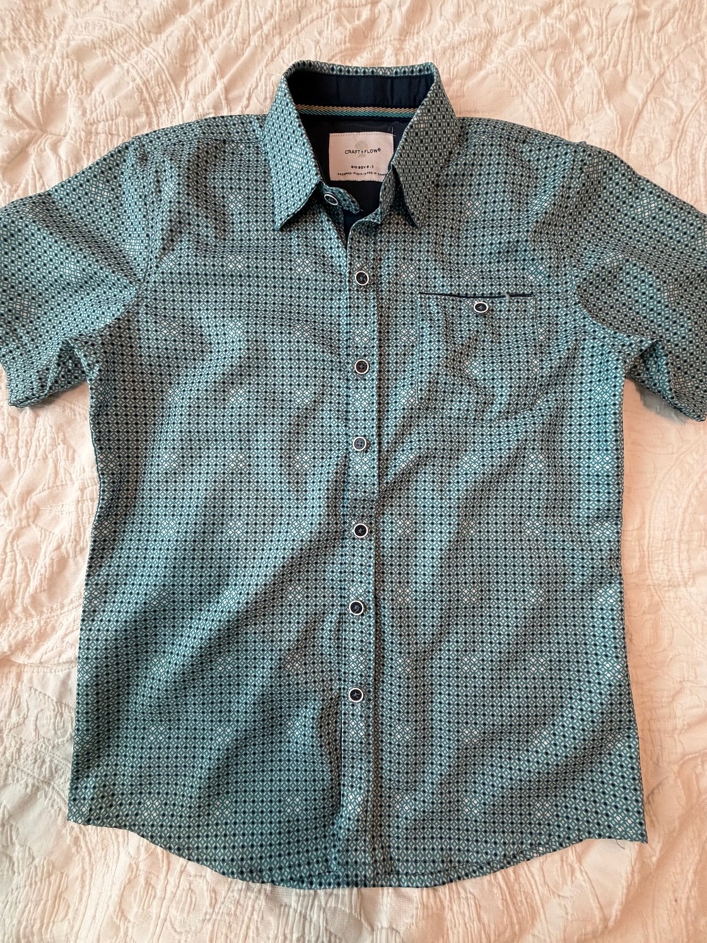 2 for$6✨Craft + Flow Boy’s Silky Teal Button-Down Shirt, Size S (Age 8)